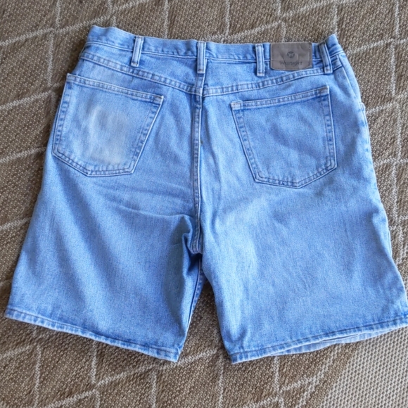 535 Wrangler Faded Denim Shorts 36 